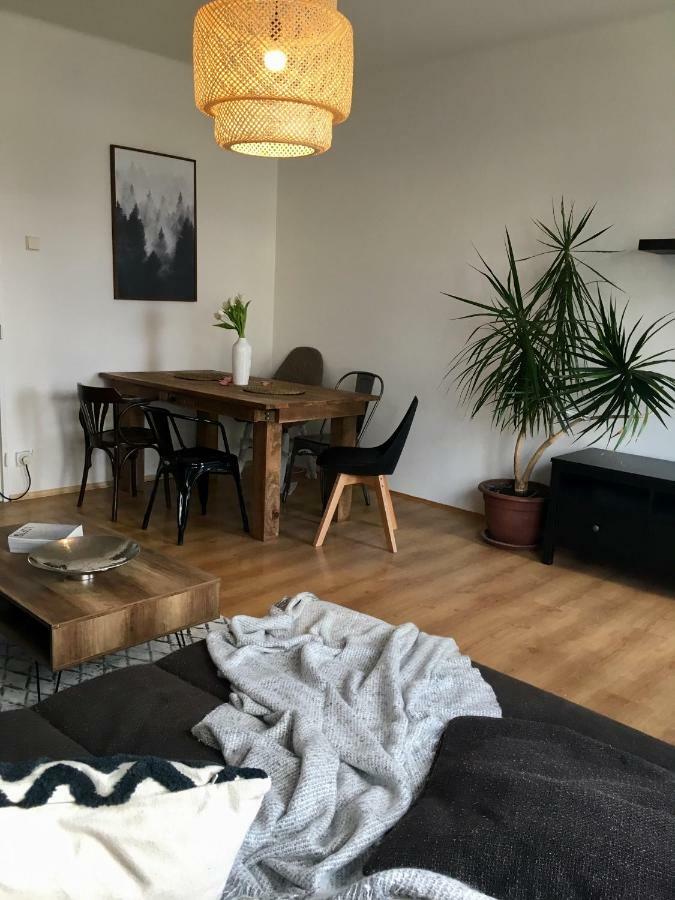 Blu Apartment In Old Town 브라티슬라바 외부 사진